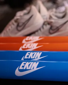 CustomFlyingDiscs.Com