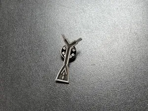 CustomFlyingDiscs.Com - Soft Enamel Pin