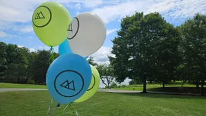 CustomFlyingDiscs.Com