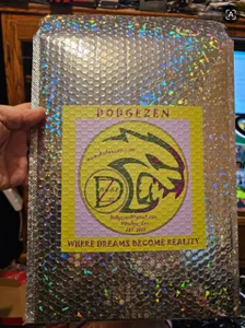 CustomFlyingDiscs.Com - Custom Holographic Bubble Mailer