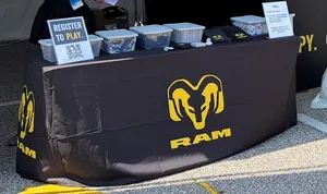 CustomFlyingDiscs.Com