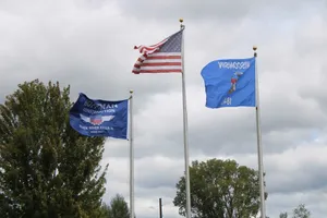 CustomFlyingDiscs.Com - Rectangle Flag