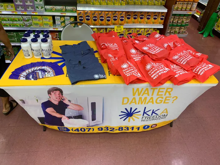 CustomFlyingDiscs.Com