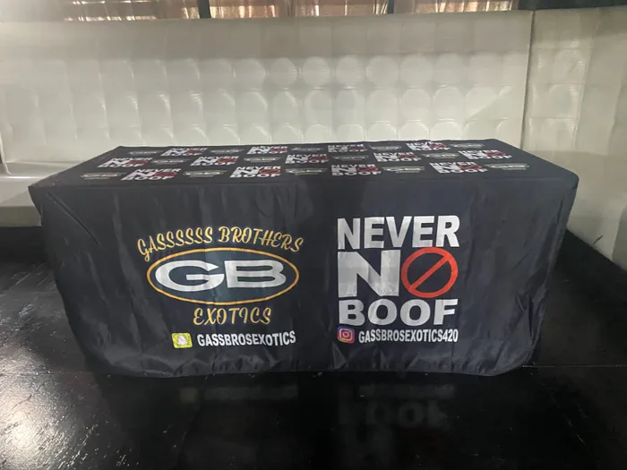 CustomFlyingDiscs.Com