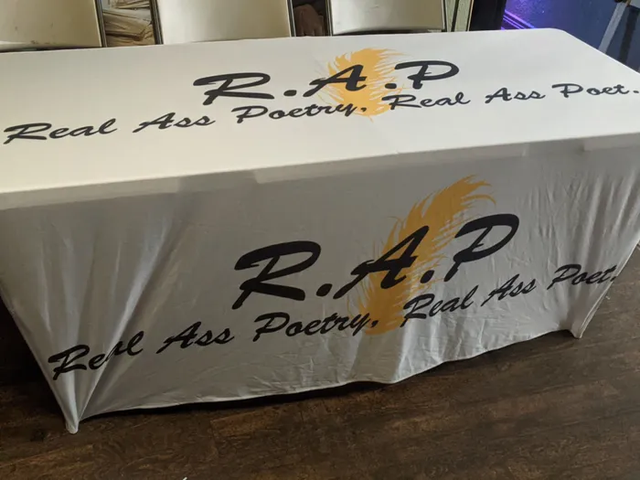 CustomFlyingDiscs.Com