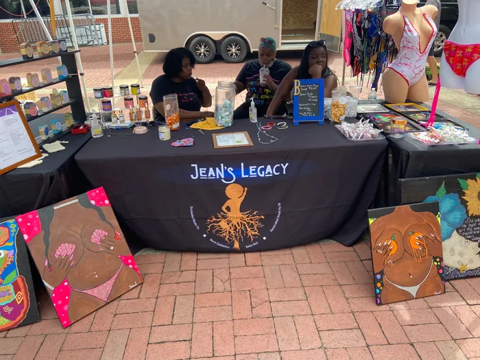 CustomFlyingDiscs.Com