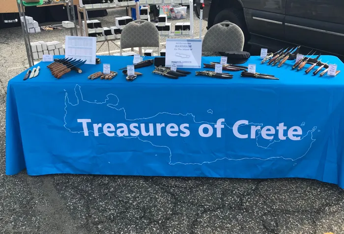 CustomFlyingDiscs.Com