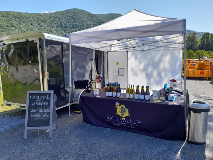 CustomFlyingDiscs.Com