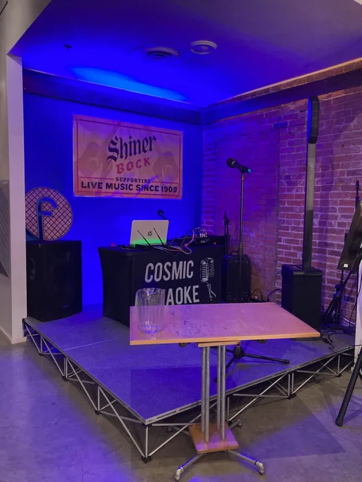 CustomFlyingDiscs.Com