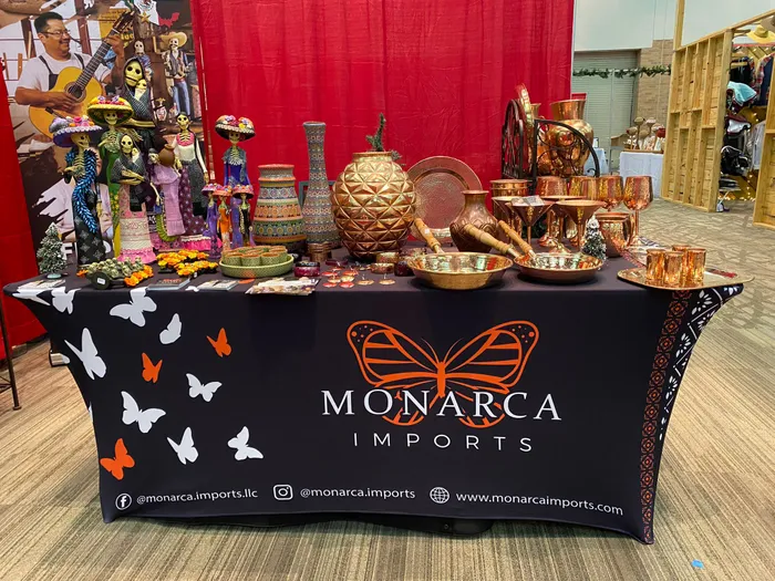 CustomFlyingDiscs.Com