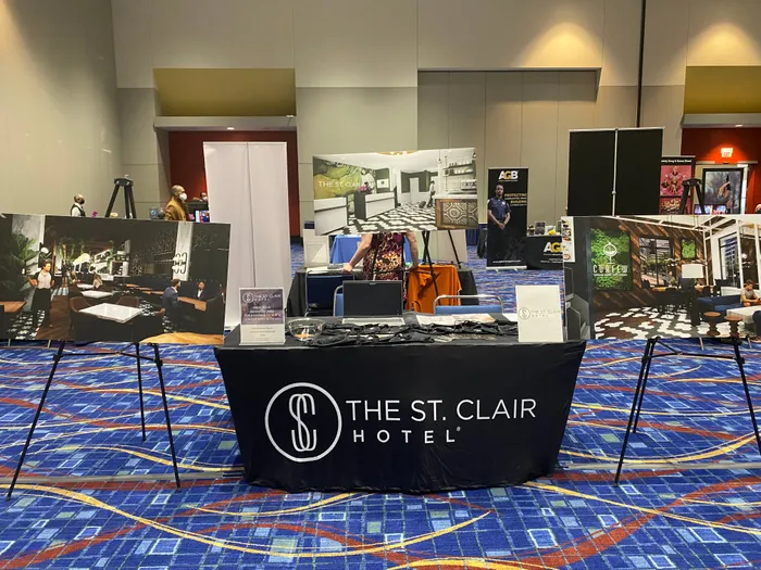 CustomFlyingDiscs.Com