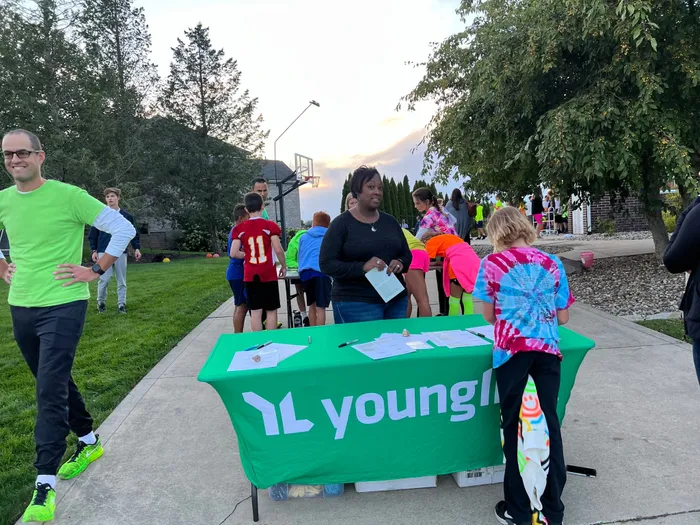 CustomFlyingDiscs.Com