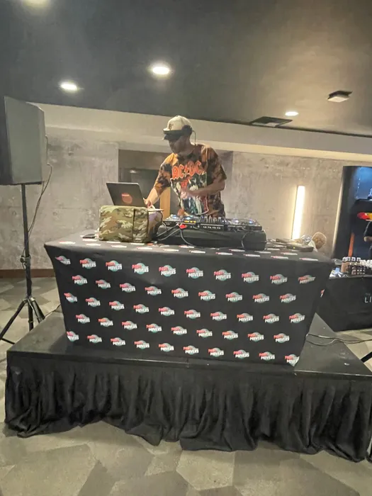 CustomFlyingDiscs.Com