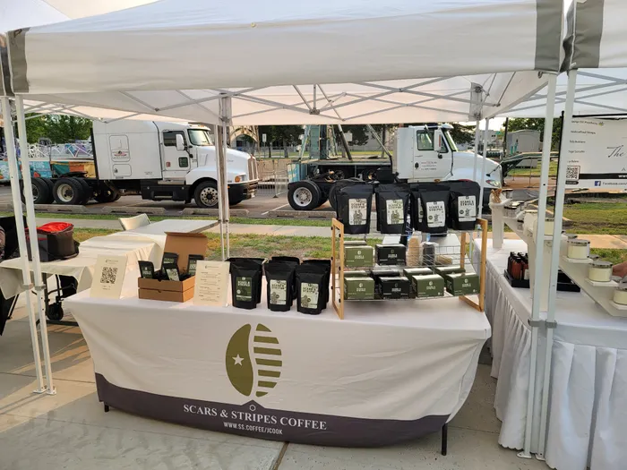 CustomFlyingDiscs.Com