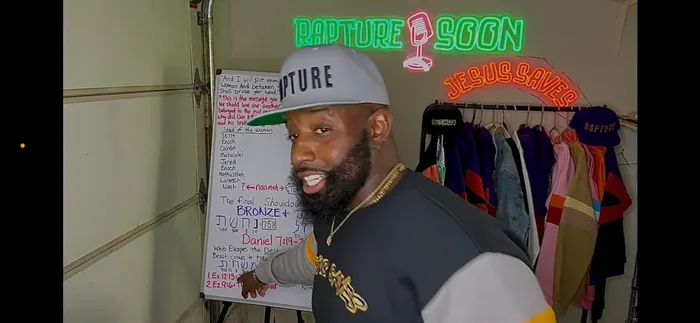 CustomFlyingDiscs.Com