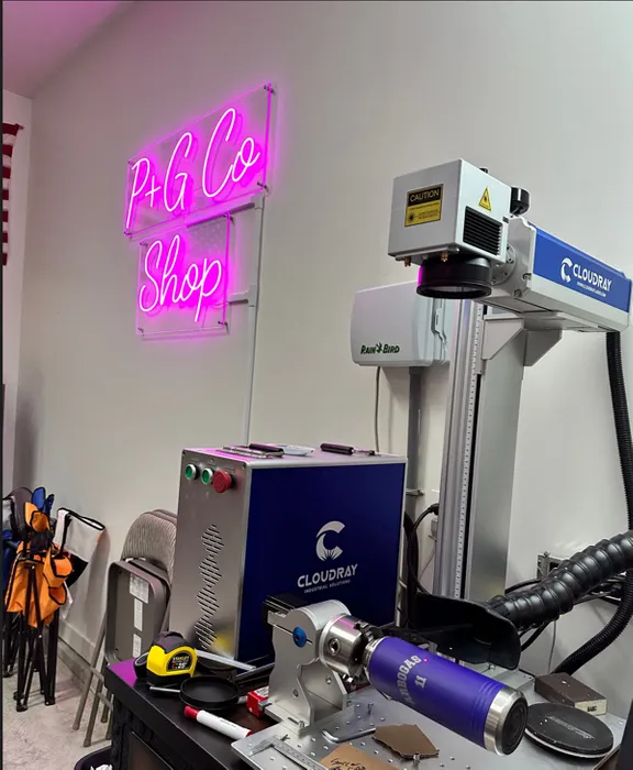 CustomFlyingDiscs.Com