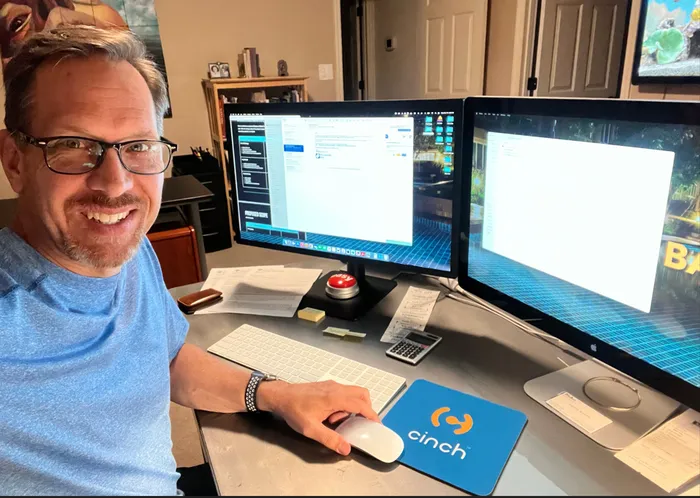 CustomFlyingDiscs.Com - Custom Square Mouse Pad