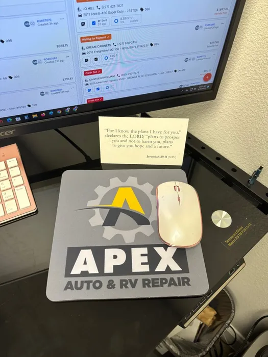 CustomFlyingDiscs.Com - Custom Square Mouse Pad