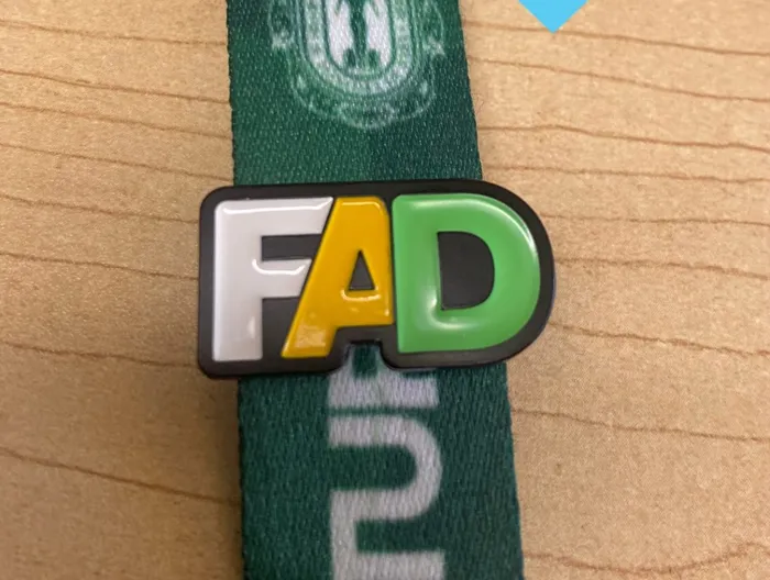 CustomFlyingDiscs.Com - Soft Enamel Pin