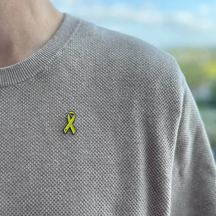 CustomFlyingDiscs.Com - Soft Enamel Pin