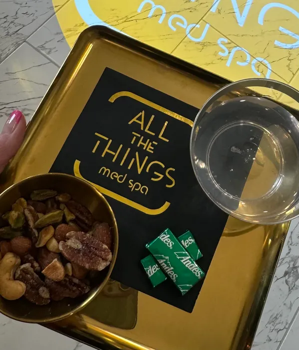 CustomFlyingDiscs.Com - Custom Foil Stamped Beverage Napkin