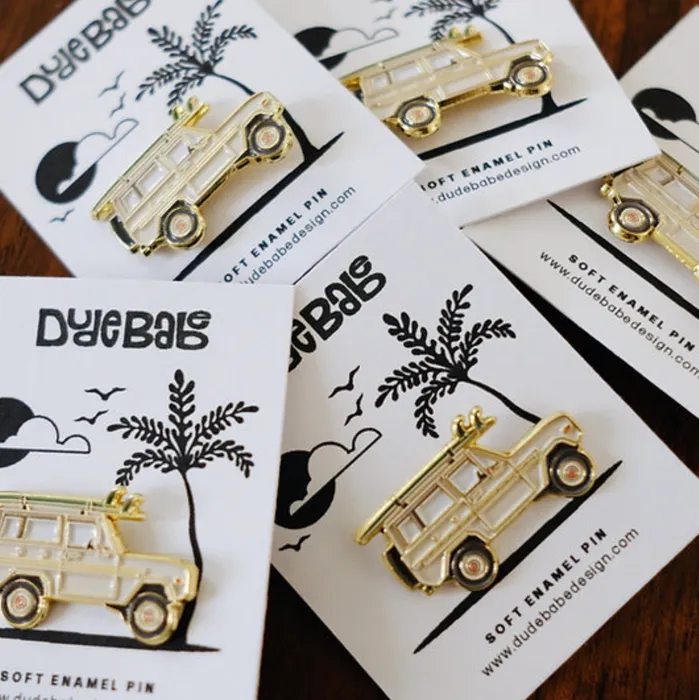 CustomFlyingDiscs.Com - Soft Enamel Pin