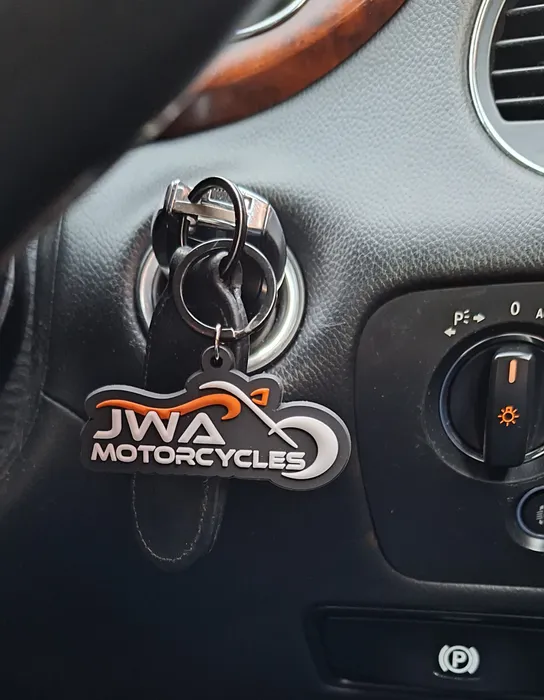 CustomFlyingDiscs.Com - PVC Keychain