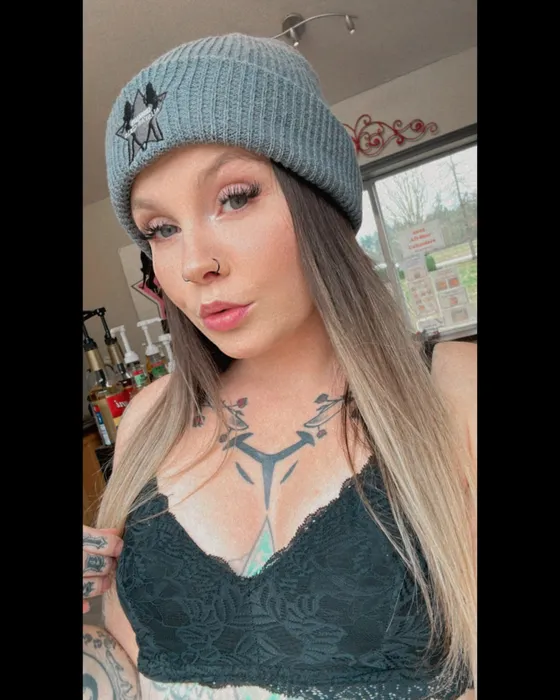 CustomFlyingDiscs.Com - Aesthetic Acrylic Beanies