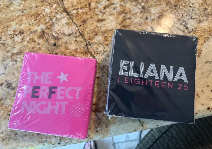 CustomFlyingDiscs.Com - Custom Beverage Napkin