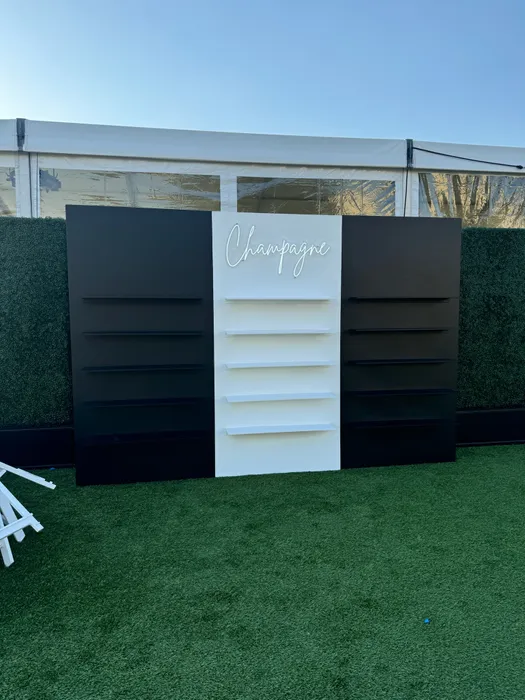 CustomFlyingDiscs.Com - Custom Neon Sign