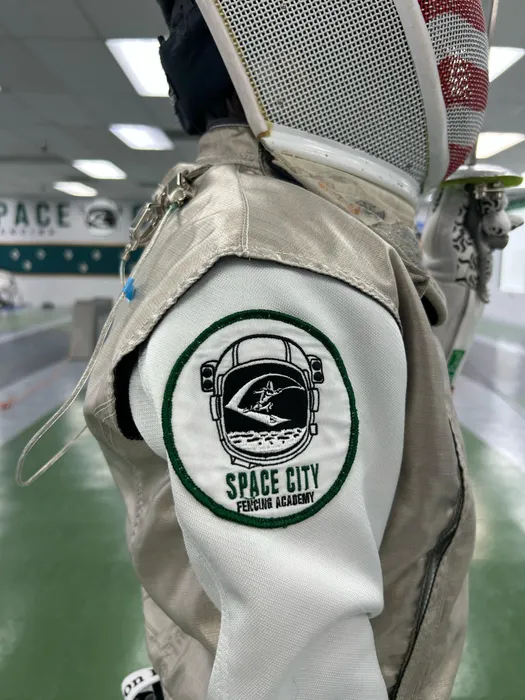 CustomFlyingDiscs.Com - Embroidered Patches