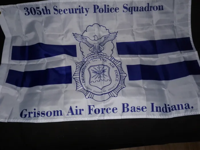 CustomFlyingDiscs.Com