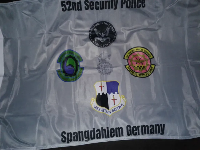 CustomFlyingDiscs.Com