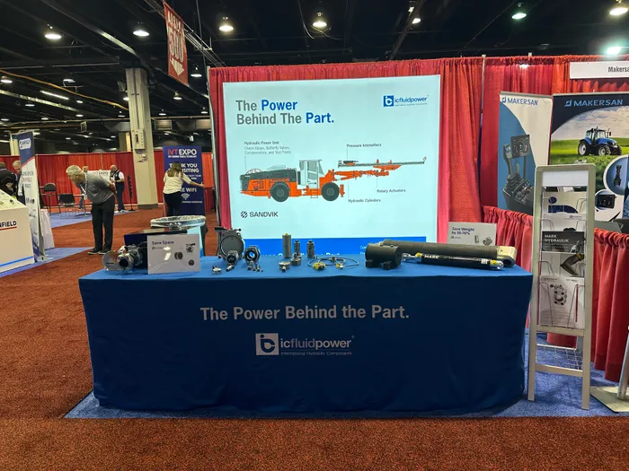 CustomFlyingDiscs.Com - Custom Rectangle Table Covers