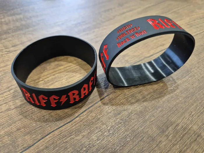 CustomFlyingDiscs.Com - Debossed Colorfilled