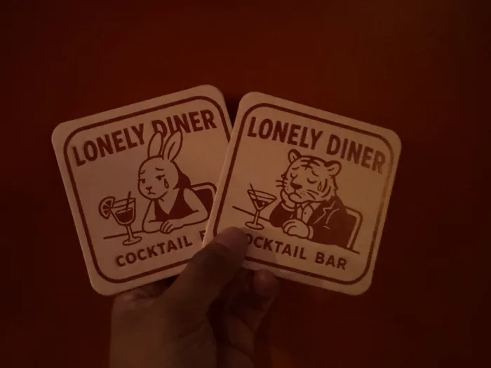 CustomFlyingDiscs.Com - Absorbent Paper Debossed