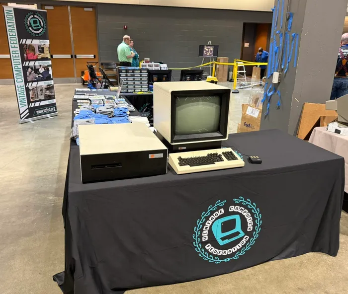 CustomFlyingDiscs.Com - Custom Rectangle Table Covers