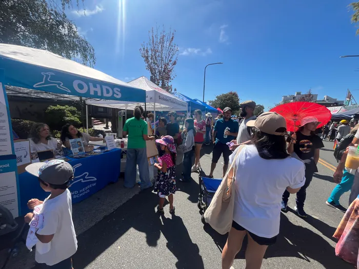 CustomFlyingDiscs.Com - Custom Rectangle Table Covers