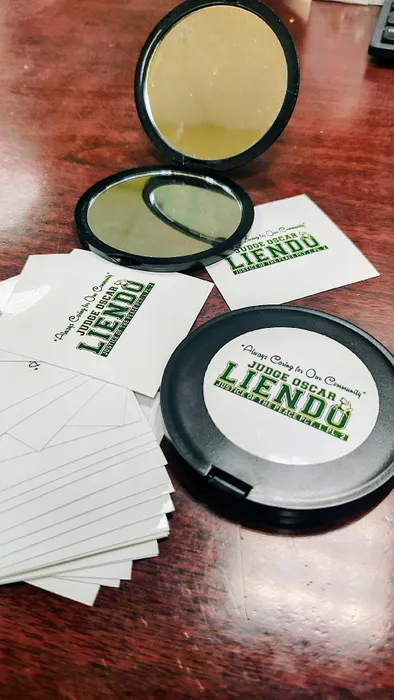 CustomFlyingDiscs.Com - Circle Stickers