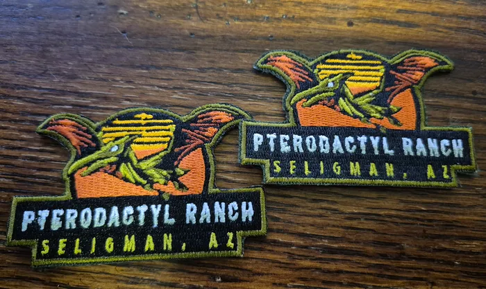 CustomFlyingDiscs.Com - Embroidered Patches Deal