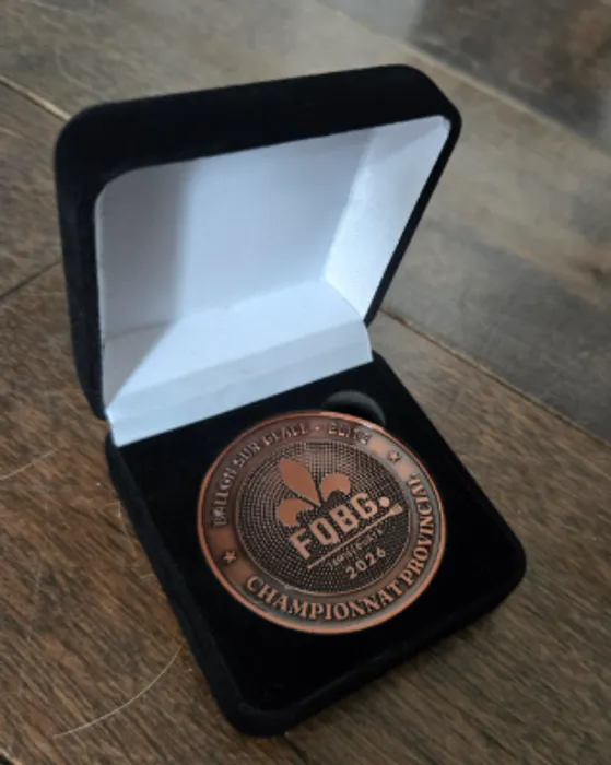 CustomFlyingDiscs.Com - Die Struck Challenge Coins