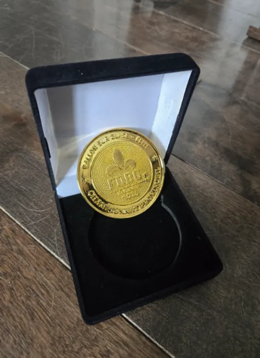 CustomFlyingDiscs.Com - Die Struck Challenge Coins