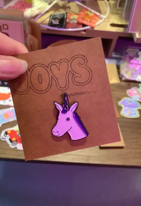 CustomFlyingDiscs.Com - Soft Enamel Pin