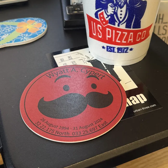 CustomFlyingDiscs.Com - Pulpboard Coasters