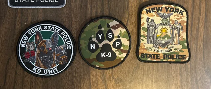 CustomFlyingDiscs.Com - Woven Patches