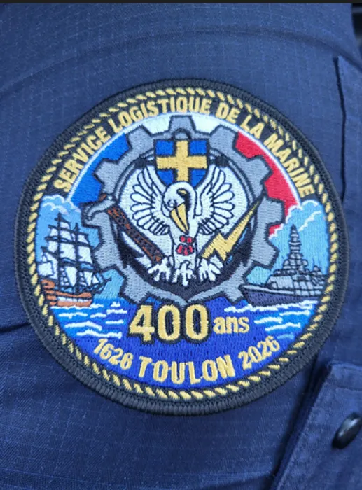 CustomFlyingDiscs.Com - Embroidered Patches