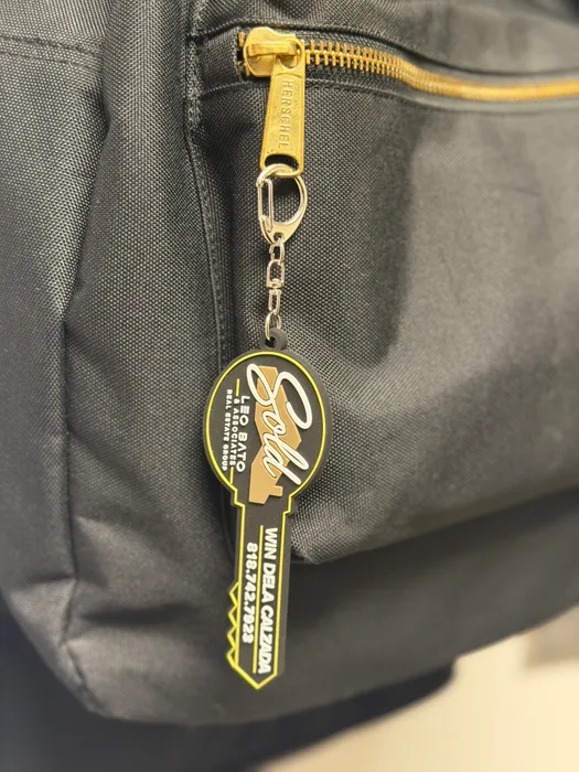 CustomFlyingDiscs.Com - PVC Keychain