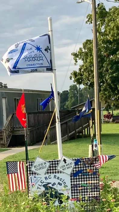 CustomFlyingDiscs.Com - Rectangle Flag