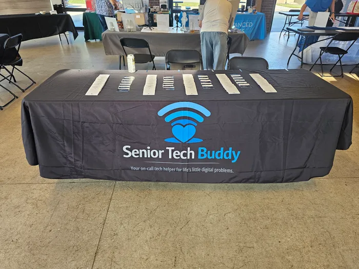 CustomFlyingDiscs.Com - Custom Rectangle Table Covers