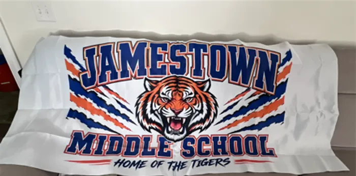 CustomFlyingDiscs.Com - Breakaway Vinyl Banners